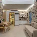 Filotimia Сasa de vacaciones Schoinoussa