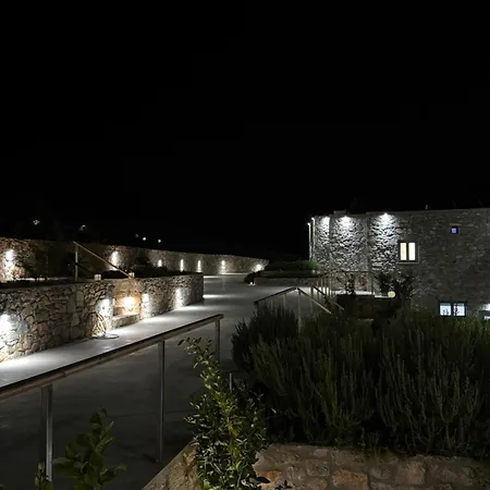 Filotimia 別荘 Schoinoussa