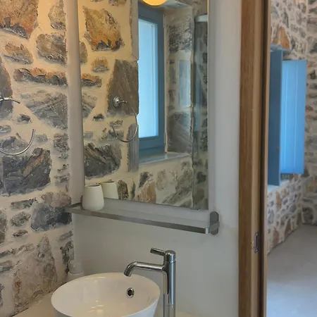 別荘 Filotimia Schoinoussa