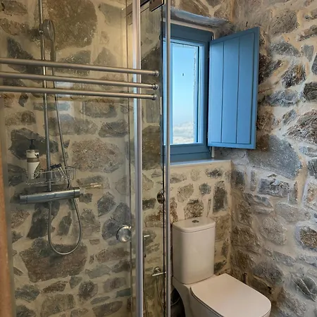 Filotimia * Schoinoussa