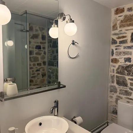 別荘 Filotimia Schoinoussa