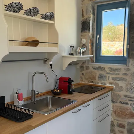 別荘 Filotimia Schoinoussa