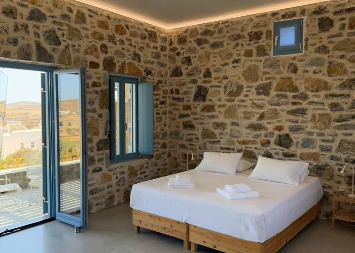 Filotimia * Schoinoussa