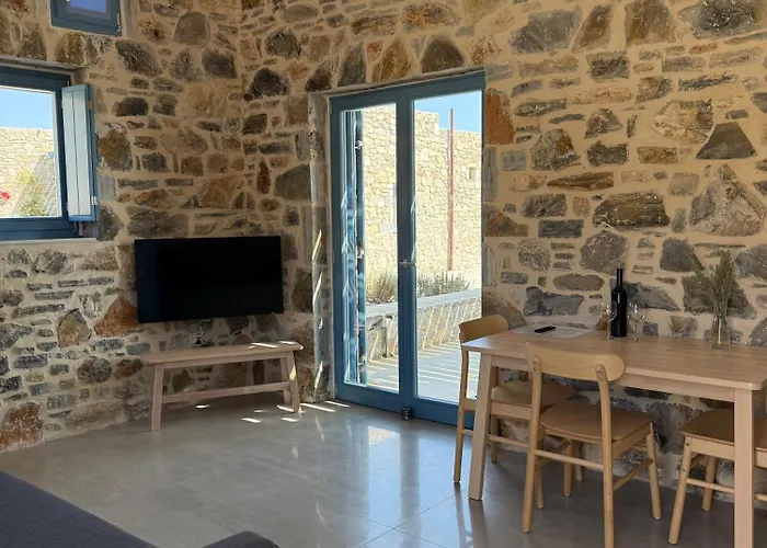 Filotimia Сasa de vacaciones Schoinoussa